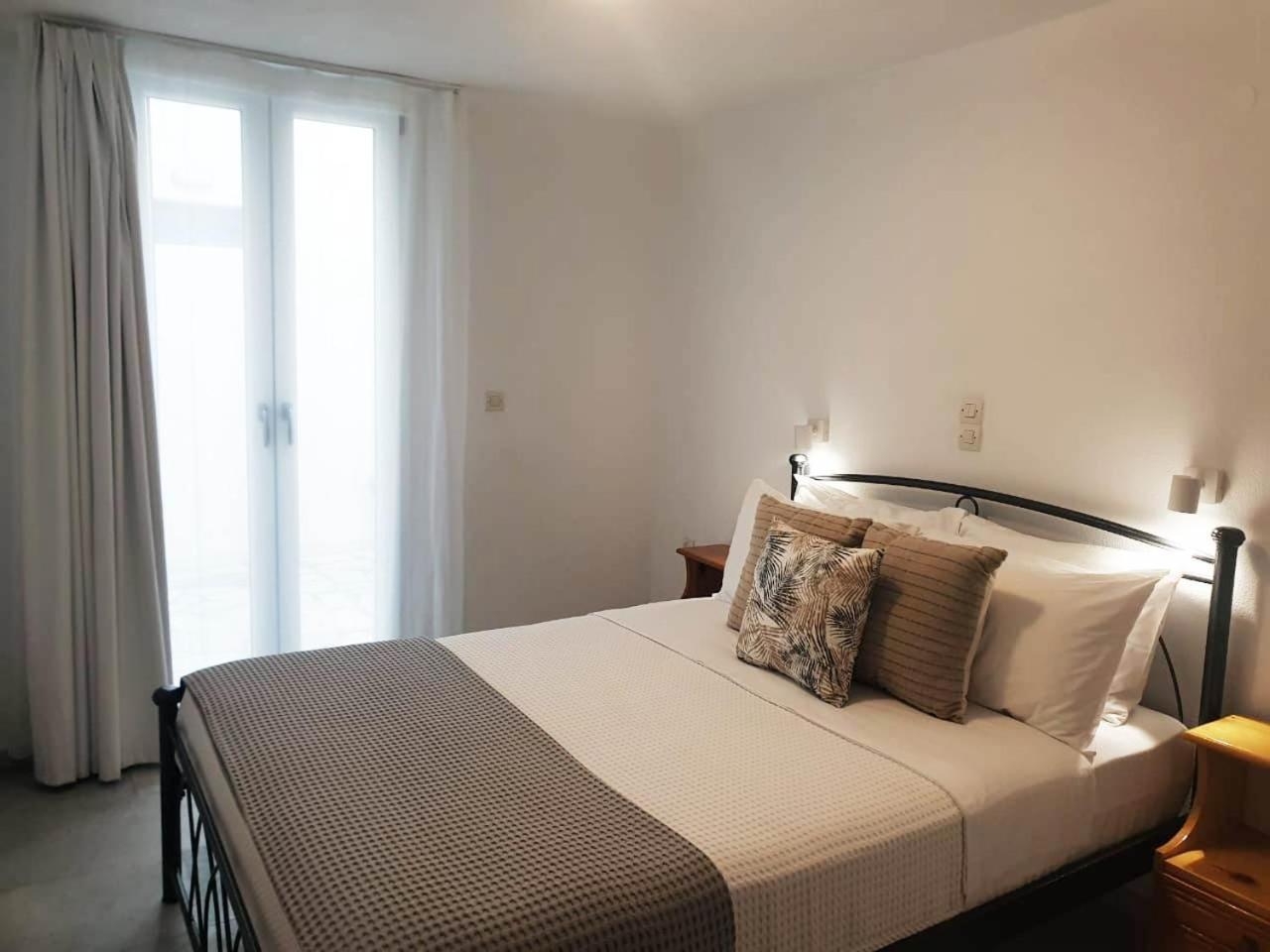 Anemos Town Apartment Naxos City ภายนอก รูปภาพ