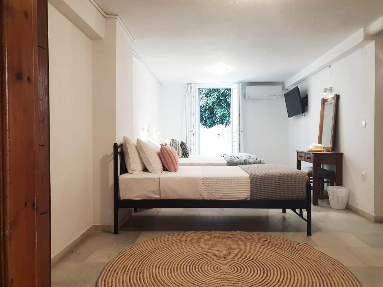 Anemos Town Apartment Naxos City ภายนอก รูปภาพ