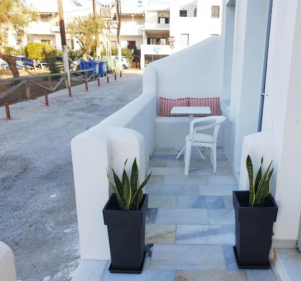 Anemos Town Apartment Naxos City ภายนอก รูปภาพ