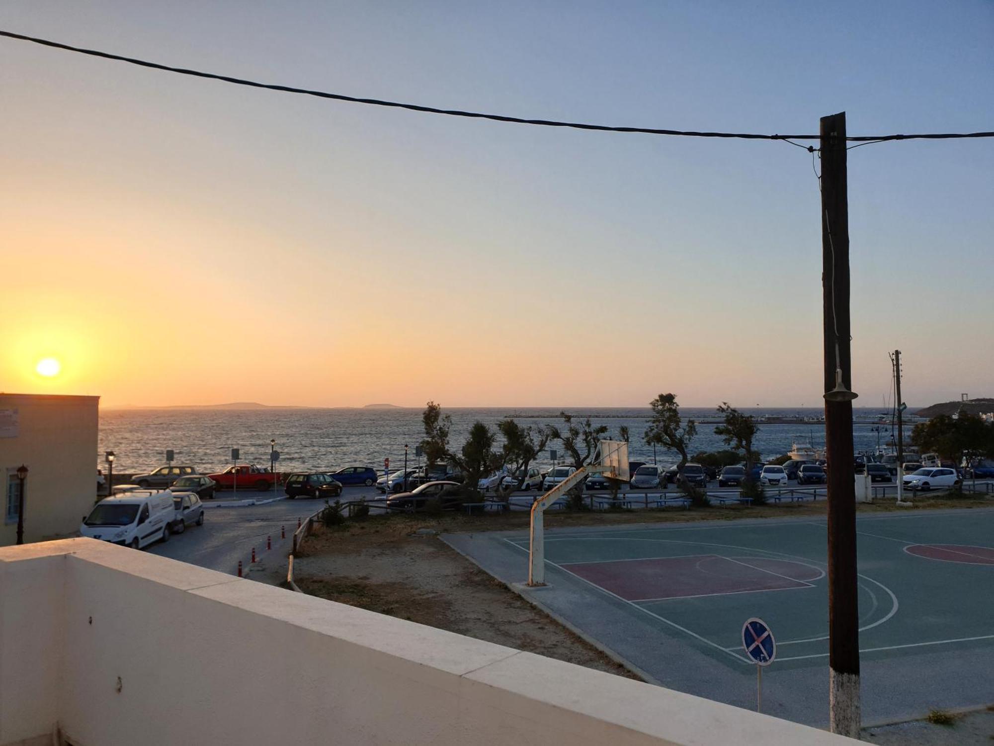 Anemos Town Apartment Naxos City ภายนอก รูปภาพ