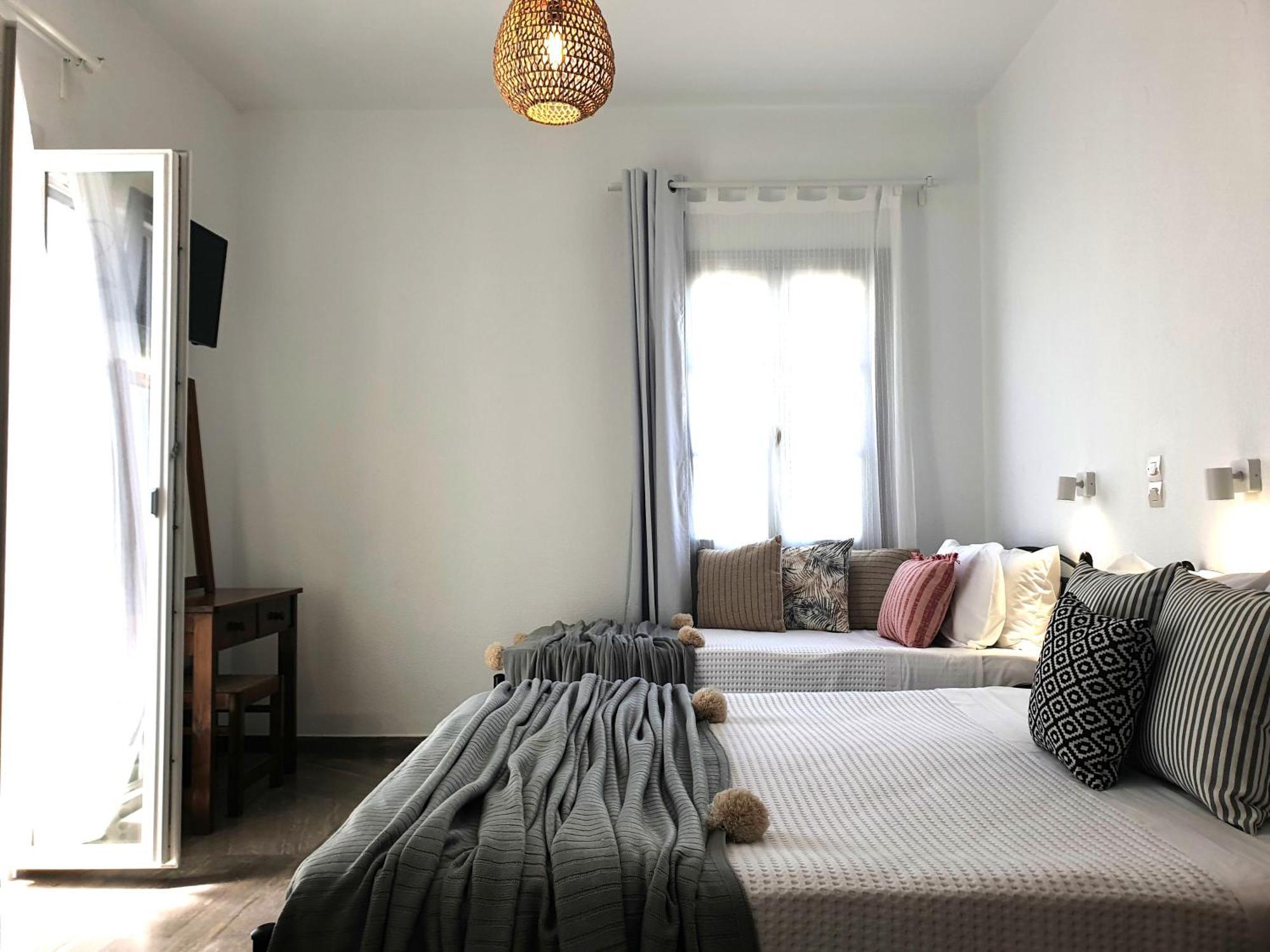 Anemos Town Apartment Naxos City ภายนอก รูปภาพ